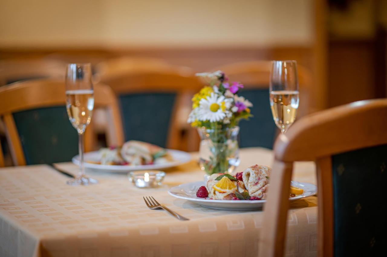 Jaraba Horsky Hotel Totem מראה חיצוני תמונה